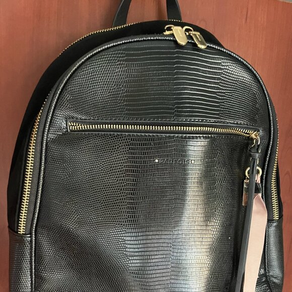 PARFOIS - Black FAUX Lizard Backpack - School/Traveling/Carry-on - Picture 1 of 7